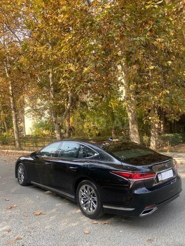 Lexus LS 350-9