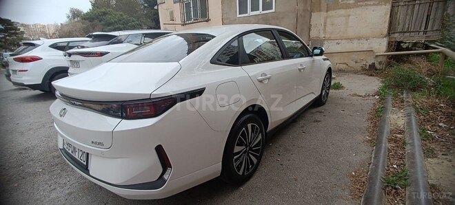 Changan Qiyuan A05 2025, 900 km - 1.5 л - Bakı