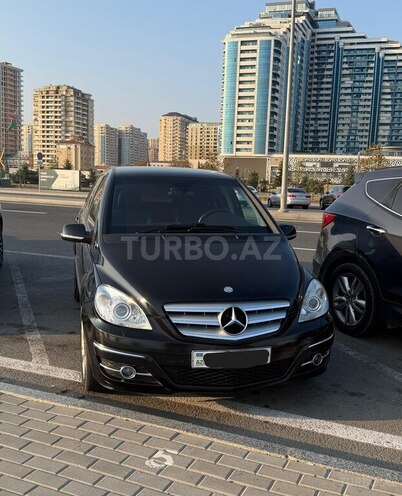 Mercedes B 170 2011, 86,200 km - 1.7 l - Bakı