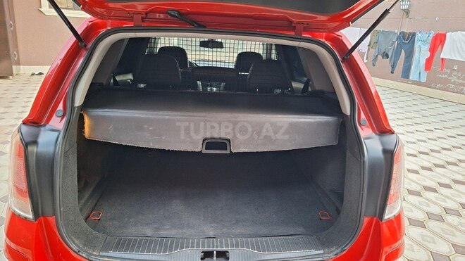 Opel Astra 2009, 220,000 km - 1.4 l - Gəncə