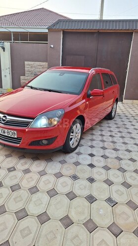 Opel Astra 2009, 220,000 km - 1.4 l - Gəncə