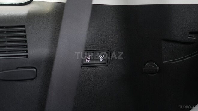 Hyundai Santa Fe-25