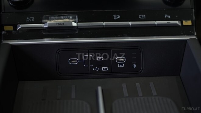 Hyundai Santa Fe-14