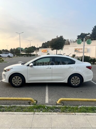 Kia Rio 2017, 129,980 km - 1.6 l - Bakı