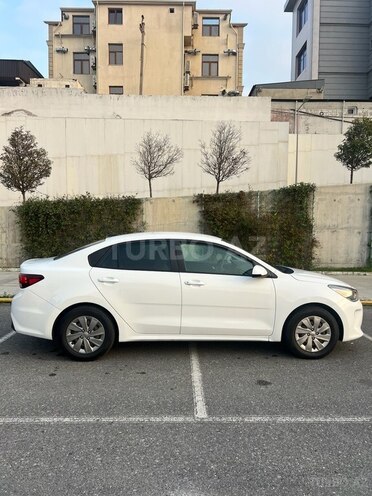 Kia Rio 2017, 129,980 km - 1.6 l - Bakı