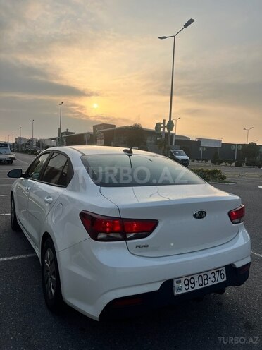 Kia Rio 2017, 129,980 km - 1.6 l - Bakı