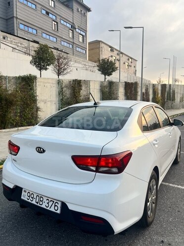 Kia Rio 2017, 129,980 km - 1.6 l - Bakı
