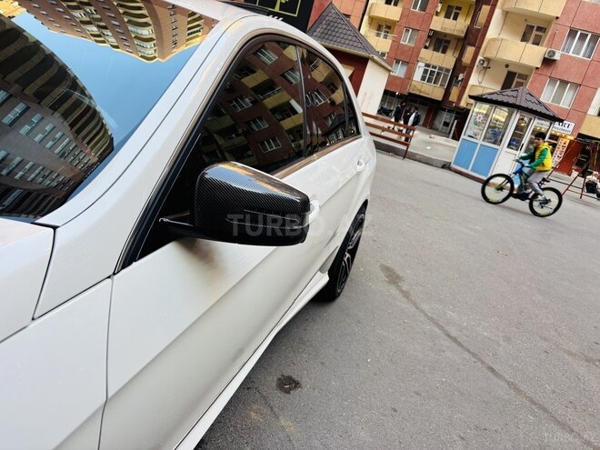 Mercedes E 350 2009, 305,000 km - 3.5 l - Bakı