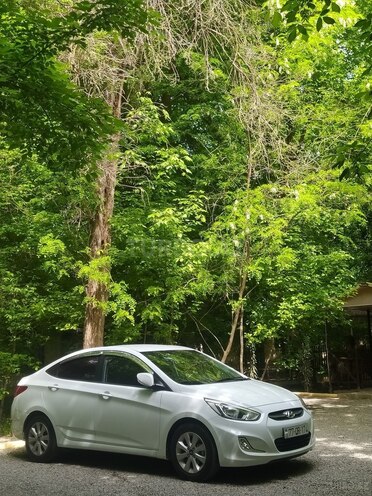 Hyundai Accent 2015, 119,500 km - 1.4 л - Bakı