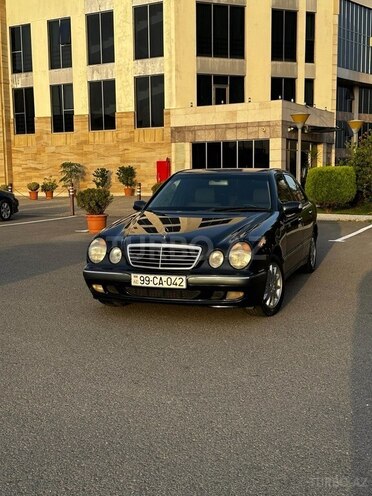 Mercedes E 270 2001, 294,000 km - 2.7 l - Lənkəran