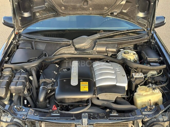 Mercedes E 270 2001, 294,000 km - 2.7 l - Lənkəran