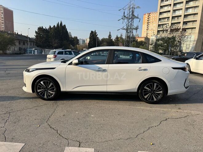 Changan Qiyuan A05 2025, 0 km - 1.5 l - Bakı