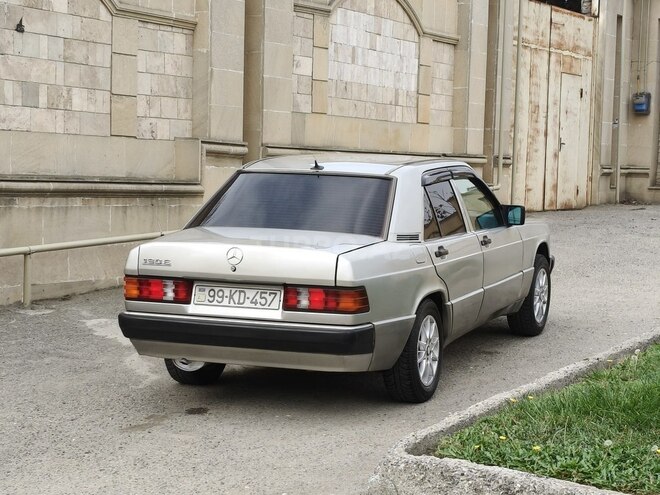 Mercedes 190 1990, 386,000 km - 2.0 l - Bakı