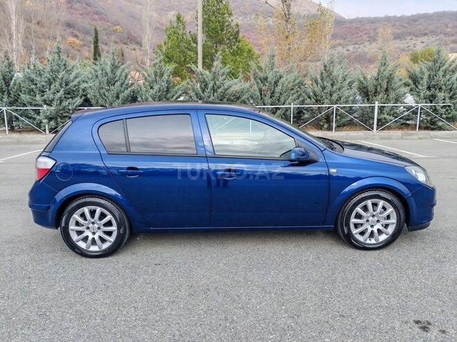 Opel Astra 2005, 230,640 km - 1.6 l - Şəki