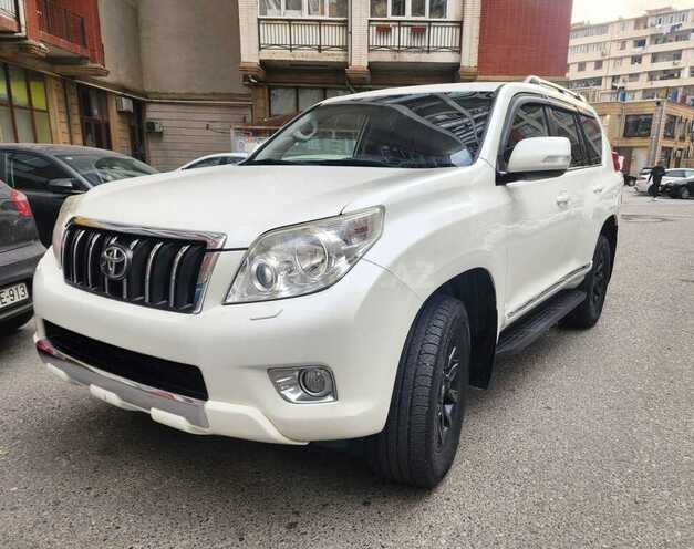 Toyota Land Cruiser Prado 2012, 278,000 km - 3.0 l - Bakı