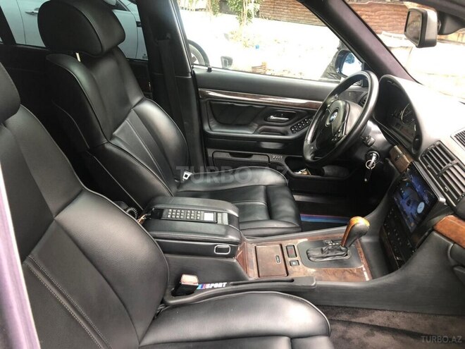BMW 740 1996, 365,000 km - 4.4 l - Bakı