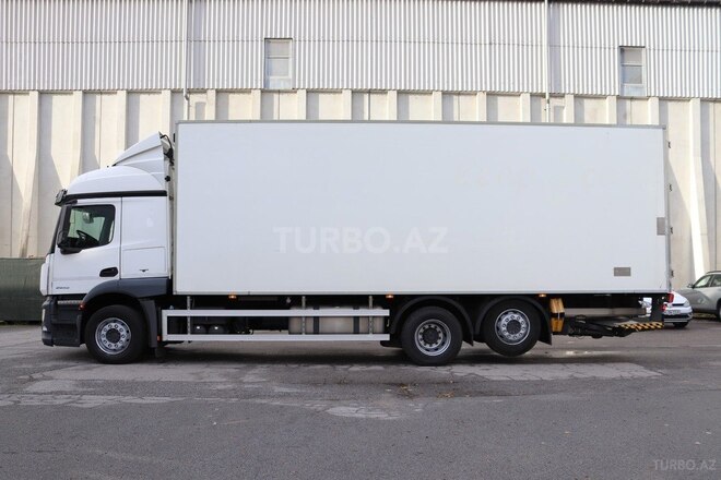 Mercedes Actros 2544 2013, 985,000 km - 11.0 l - Sumqayıt