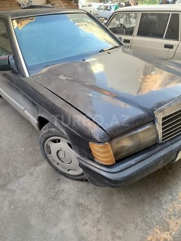 Mercedes 190 1989, 199,900 km - 2.6 л - Bakı