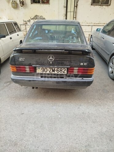 Mercedes 190 1989, 199,900 km - 2.6 л - Bakı