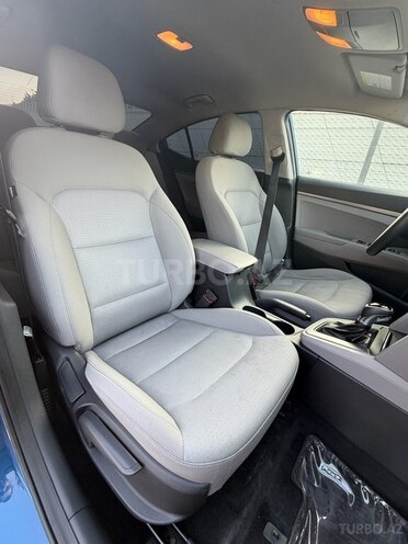 Hyundai Elantra 2016, 150,000 km - 2.0 l - Bakı