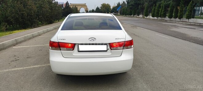 Hyundai Sonata 2006, 402,156 km - 2.4 л - Quba
