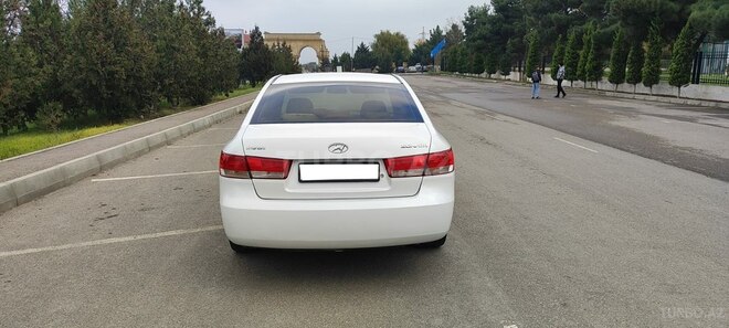 Hyundai Sonata 2006, 402,156 km - 2.4 л - Quba