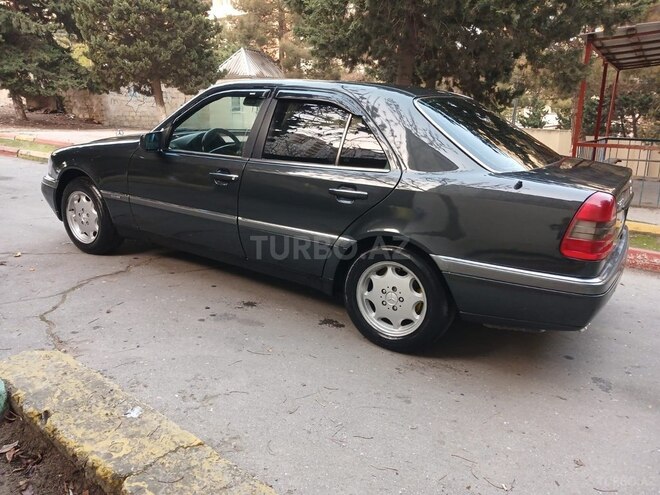 Mercedes C 200 1994, 402,567 km - 2.0 l - Bakı