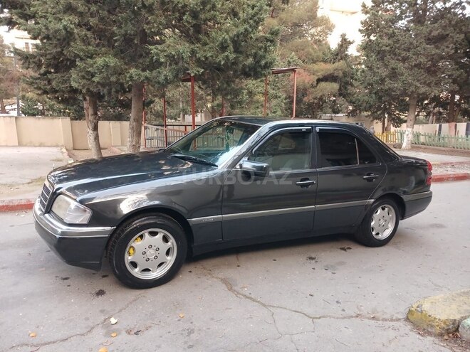 Mercedes C 200 1994, 402,567 km - 2.0 l - Bakı