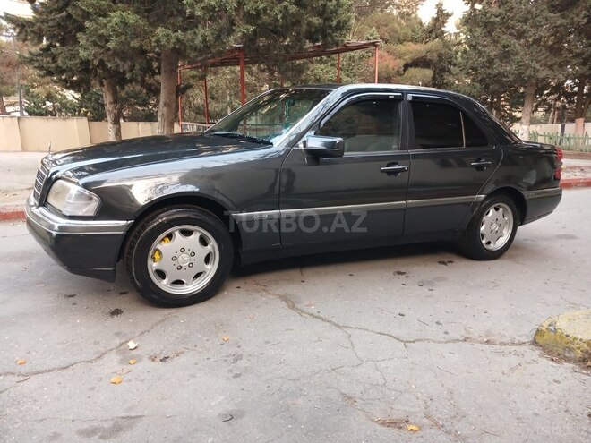 Mercedes C 200 1994, 402,567 km - 2.0 l - Bakı