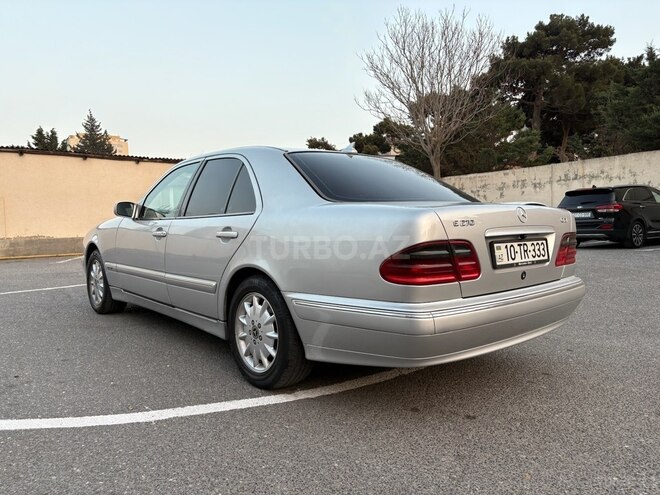 Mercedes E 270 2001, 377,000 km - 2.7 l - Bakı