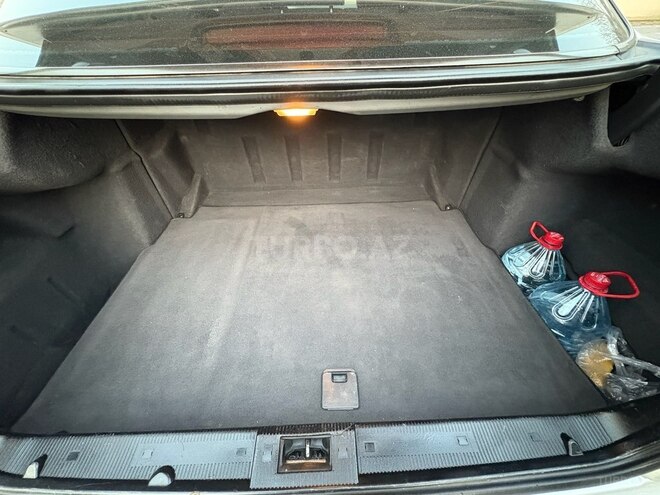 Mercedes E 270 2001, 377,000 km - 2.7 l - Bakı