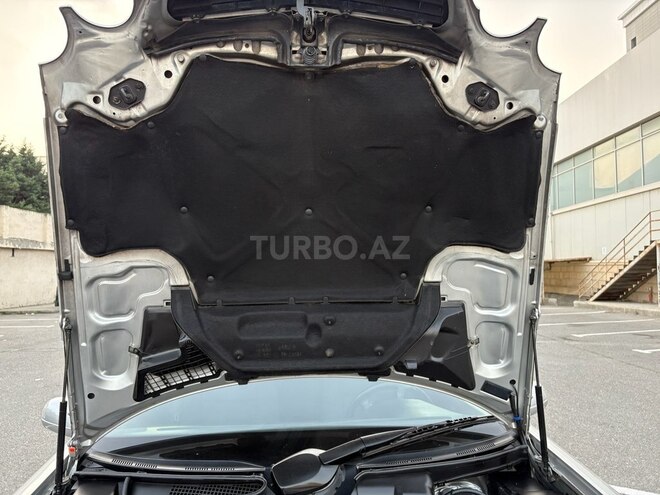 Mercedes E 270 2001, 377,000 km - 2.7 l - Bakı