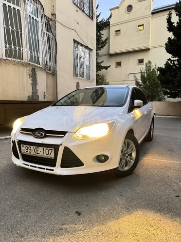 Ford Focus 2014, 137,000 km - 1.6 л - Bakı