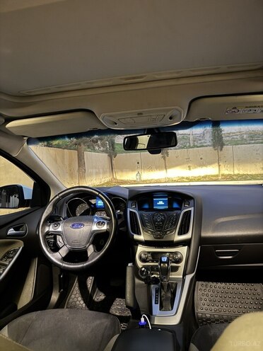 Ford Focus 2014, 137,000 km - 1.6 л - Bakı