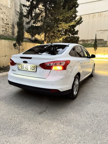 Ford Focus 2014, 137,000 km - 1.6 л - Bakı