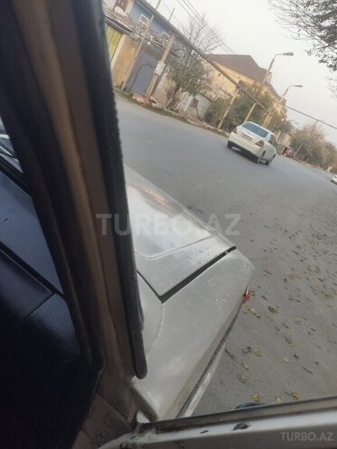 LADA (VAZ) 2106 1986, 41,500 km - 1.5 l - Salyan