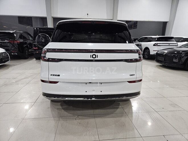 Changan Qiyuan Q07-4