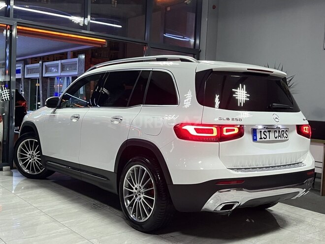Mercedes GLB 250 4MATIC 2020, 47,000 km - 2.0 л - Bakı