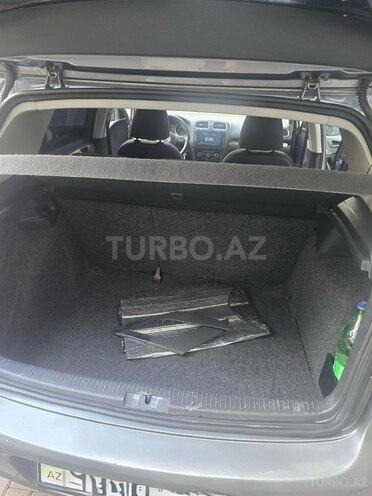 Volkswagen Golf 2011, 180,000 km - 1.6 l - Bakı