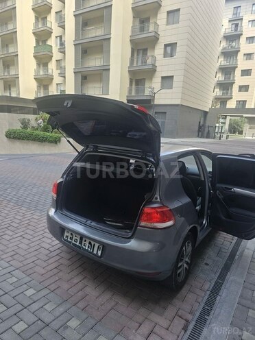 Volkswagen Golf 2011, 180,000 km - 1.6 l - Bakı