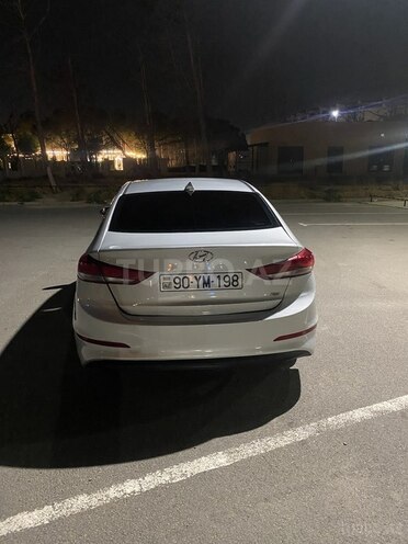Hyundai Elantra 2017, 204,227 km - 2.0 l - Bakı