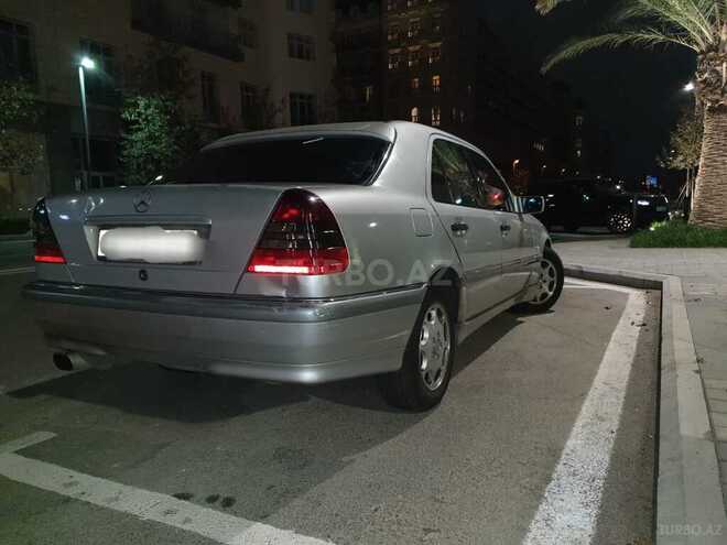 Mercedes C 220 1998, 319,000 km - 2.2 l - Bakı