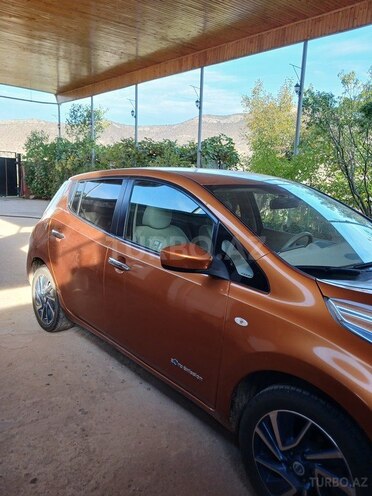 Nissan Leaf 2015, 41,000 km - 0.0 l - Bakı