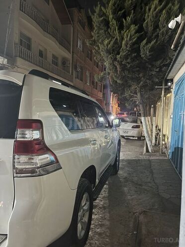 Toyota Land Cruiser Prado 2012, 183,000 km - 2.7 л - Bakı