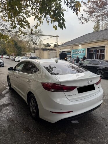 Hyundai Avante 2015, 132,000 km - 1.6 l - Bakı