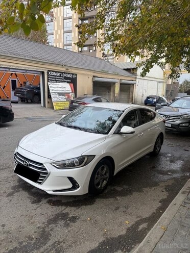 Hyundai Avante 2015, 132,000 km - 1.6 l - Bakı