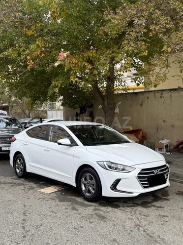 Hyundai Avante 2015, 132,000 km - 1.6 l - Bakı