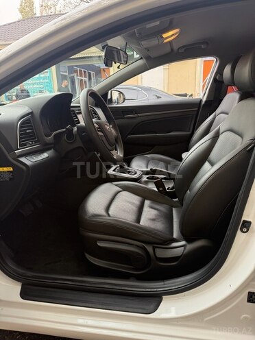 Hyundai Avante 2015, 132,000 km - 1.6 l - Bakı