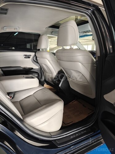 Toyota Avalon 2017, 110,000 km - 2.5 л - Bakı