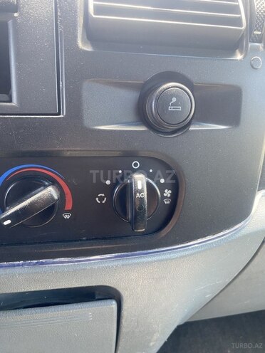 Ford Transit 2010, 331,000 km - 2.2 л - Bakı